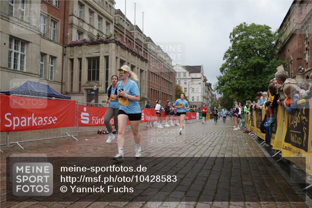 13.09.2026 - Kiel Lauf Yannick Fuchs http://msf.ph/oto/10428583 13.09.2026 11:08:40 Ziel 24, 25, 834, 1170, 2575, 4709, 5418, 6576, 6626, 6662, 7667, 9162, 9800, 10645, 10647, 11442, 1067, 2120, 2235, 3536, 3798, 5418, 5856, 6061, 6185, 6360, 6401, 7108, 7254, 7667, 8019, 10525, 1226, 2250, 2951, 4526, 9752, 10813, 10928, 11674, 12334, 121, 755, 1951, 2120, 4949, 5833, 6401, 7123, 8019, 10702 meine-sportfotos.de