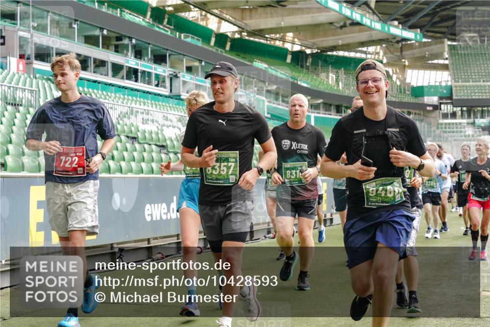 13.09.2026 - 21. swb-Marathon Bremen Michael Burmester http://msf.ph/oto/10428593 13.09.2026 13:02:58 Laufen im Stadion 150, 488, 531, 596, 722, 725, 762, 936, 940, 946, 1006, 1014, 1163, 1250, 1436, 1458, 1460, 1611, 1771, 2033, 2047, 2062, 2223, 2276, 2292, 2345, 2364, 2378, 2421, 2434, 2513, 2625, 2638, 2666, 2668, 2779, 2900, 2934, 2977, 2987, 3013, 3044, 3114, 3135, 3163, 3164, 3187, 3248, 3258, 3294, 3334, 3360, 3392, 3402, 3460, 3496, 3510, 3527, 3576, 3585, 3597, 3603, 3618, 3667, 3721, 3806, 3846, 3852, 3859, 3893, 3938, 3970, 3983, 4000, 4077, 4133, 4506, 4558 meine-sportfotos.de