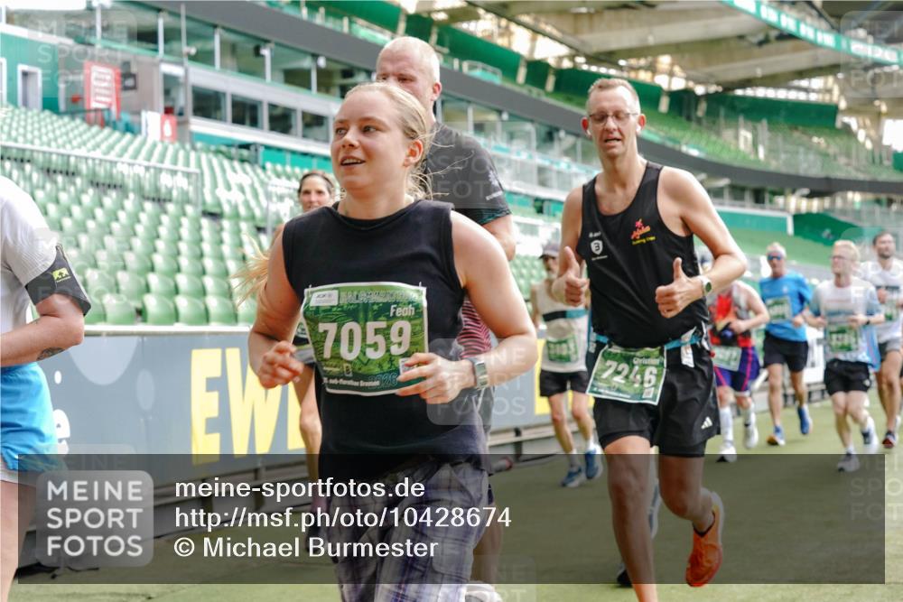 13.09.2026 - 21. swb-Marathon Bremen Michael Burmester http://msf.ph/oto/10428674 13.09.2026 13:03:00 Laufen im Stadion 150, 488, 531, 596, 722, 725, 762, 936, 940, 946, 1006, 1014, 1163, 1250, 1436, 1458, 1460, 1611, 1771, 2033, 2047, 2062, 2223, 2276, 2292, 2345, 2364, 2378, 2421, 2434, 2513, 2625, 2638, 2666, 2668, 2779, 2900, 2934, 2977, 2987, 3013, 3044, 3114, 3135, 3163, 3164, 3187, 3248, 3258, 3294, 3334, 3360, 3392, 3402, 3460, 3496, 3510, 3527, 3576, 3585, 3597, 3603, 3618, 3667, 3721, 3806, 3846, 3852, 3859, 3893, 3938, 3970, 3983, 4000, 4077, 4133, 4506, 4558 meine-sportfotos.de