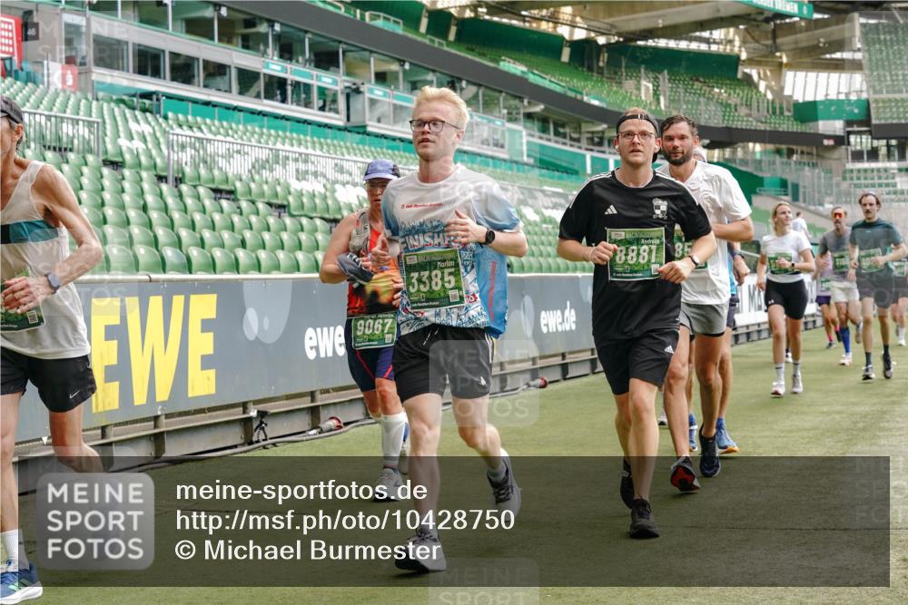 13.09.2026 - 21. swb-Marathon Bremen Michael Burmester http://msf.ph/oto/10428750 13.09.2026 13:03:02 Laufen im Stadion 150, 488, 531, 596, 722, 725, 762, 936, 940, 946, 1006, 1014, 1163, 1250, 1436, 1458, 1460, 1611, 1649, 1771, 2033, 2047, 2062, 2223, 2276, 2292, 2345, 2364, 2378, 2421, 2434, 2513, 2625, 2638, 2666, 2668, 2779, 2900, 2934, 2977, 2987, 3013, 3044, 3114, 3135, 3163, 3164, 3187, 3248, 3258, 3294, 3334, 3360, 3392, 3402, 3460, 3496, 3510, 3527, 3576, 3585, 3597, 3603, 3618, 3667, 3721, 3806, 3846, 3852, 3859, 3893, 3938, 3970, 3983, 4000, 4077, 4133, 4506, 4558 meine-sportfotos.de