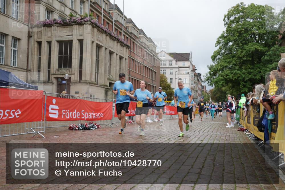 13.09.2026 - Kiel Lauf Yannick Fuchs http://msf.ph/oto/10428770 13.09.2026 11:09:02 Ziel 1226, 1569, 3022, 3752, 4526, 6028, 7681, 9112, 9752, 10813, 11674, 12238, 12334, 24, 25, 834, 1067, 1170, 2235, 2250, 2575, 2951, 3536, 4709, 5418, 6576, 6626, 6662, 7667, 9162, 9800, 10645, 10647, 10928, 11442, 607, 1934, 8637, 8933, 8979, 9995, 10184, 10253, 10262, 10263, 10268, 11889, 12532, 1067, 2235, 3536, 3798, 5418, 6061, 6185, 6360, 7667 meine-sportfotos.de