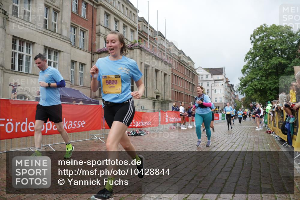 13.09.2026 - Kiel Lauf Yannick Fuchs http://msf.ph/oto/10428844 13.09.2026 11:09:11 Ziel 1569, 1934, 3022, 3752, 6028, 7681, 8933, 9112, 9995, 12238, 12532, 24, 25, 1170, 1226, 1569, 2250, 2951, 3022, 4526, 4709, 6576, 6662, 9162, 9752, 9800, 10645, 10647, 10813, 10928, 11674, 12334, 607, 2784, 7310, 8637, 8922, 8979, 10184, 10253, 10262, 10263, 10268, 11889, 834, 2575, 5418, 6576, 6626, 6662, 7667, 9162, 9800, 10645, 10647, 11442 meine-sportfotos.de