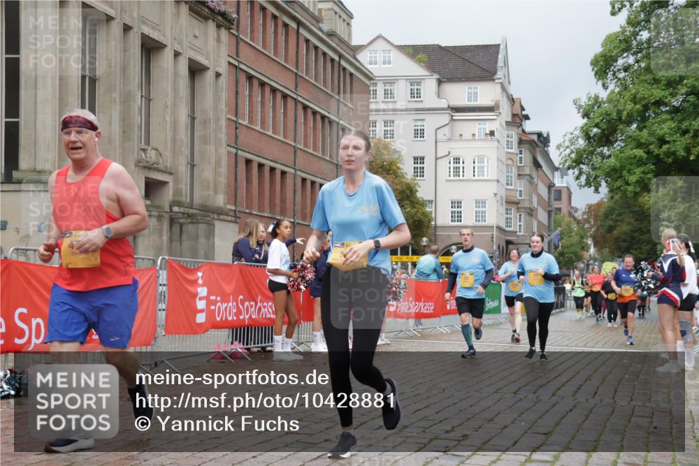 13.09.2026 - Kiel Lauf Yannick Fuchs http://msf.ph/oto/10428881 13.09.2026 11:09:14 Ziel 1934, 8637, 8933, 9112, 9995, 12532, 24, 25, 1170, 1226, 1569, 2250, 2951, 3022, 3752, 4526, 4709, 6028, 6576, 7681, 9752, 10813, 10928, 11674, 12238, 12334, 607, 2784, 7310, 8922, 8979, 10184, 10253, 10262, 10263, 10268, 11889, 834, 1170, 2575, 4709, 6576, 6662, 9162, 9800, 10645, 10647, 11442 meine-sportfotos.de