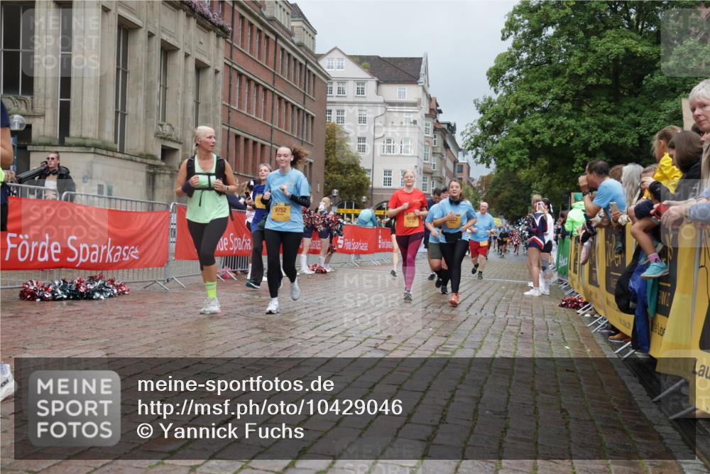 13.09.2026 - Kiel Lauf Yannick Fuchs http://msf.ph/oto/10429046 13.09.2026 11:09:31 Ziel 607, 2784, 5528, 7310, 8922, 8979, 10184, 11889, 1569, 1934, 3022, 3752, 4526, 6028, 7681, 8637, 8933, 9112, 9752, 9995, 10184, 10253, 10262, 10263, 10268, 10813, 12238, 12532, 508, 1074, 2992, 5843, 5867, 7111, 7683, 7826, 10352, 10423, 11208, 1226, 10813, 10928, 11674, 12334 meine-sportfotos.de