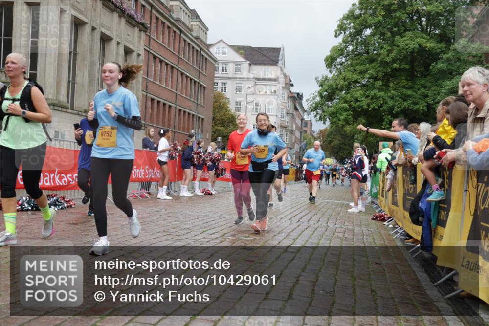 13.09.2026 - Kiel Lauf Yannick Fuchs http://msf.ph/oto/10429061 13.09.2026 11:09:33 Ziel 2784, 5528, 7111, 7310, 8922, 607, 1569, 1934, 3022, 3752, 4526, 6028, 7681, 8637, 8933, 8979, 9112, 9752, 9995, 10184, 10253, 10262, 10263, 10268, 10813, 11889, 12238, 12532, 508, 1074, 2992, 5843, 5867, 7683, 7826, 10352, 10423, 11208, 11428, 11429, 1226, 1569, 3022, 4526, 9752, 10813, 11674, 12334 meine-sportfotos.de