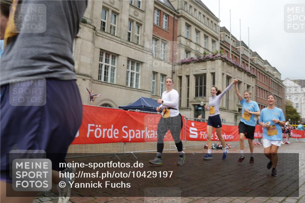 13.09.2026 - Kiel Lauf Yannick Fuchs http://msf.ph/oto/10429197 13.09.2026 11:09:55 Ziel 508, 1074, 2337, 5843, 5867, 6908, 7683, 7826, 9665, 9967, 10352, 11013, 11208, 11428, 11429, 607, 2784, 2992, 5528, 5867, 7111, 7310, 7683, 8922, 8979, 10184, 10253, 10262, 10263, 10268, 10352, 10423, 11208, 11889, 585, 1937, 3086, 3227, 4063, 5371, 9102, 9168, 9254, 10154, 11884, 12008, 12016, 12698, 607, 8637, 8933, 8979, 10184, 10253, 10262, 10263, 10268, 11889 meine-sportfotos.de