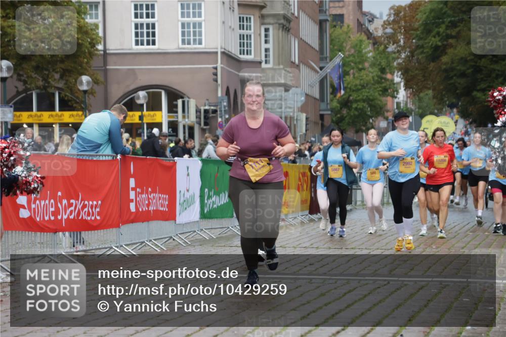 13.09.2026 - Kiel Lauf Yannick Fuchs http://msf.ph/oto/10429259 13.09.2026 11:10:06 Ziel 585, 2337, 3086, 3227, 4063, 5371, 9168, 9254, 9665, 10154, 11013, 11884, 12008, 12016, 508, 1074, 2992, 5528, 5843, 5867, 6908, 7111, 7683, 7826, 9967, 10352, 10423, 11208, 11428, 11429, 1937, 2630, 9102, 10704, 11060, 12178, 12698, 2784, 7310, 8922 meine-sportfotos.de