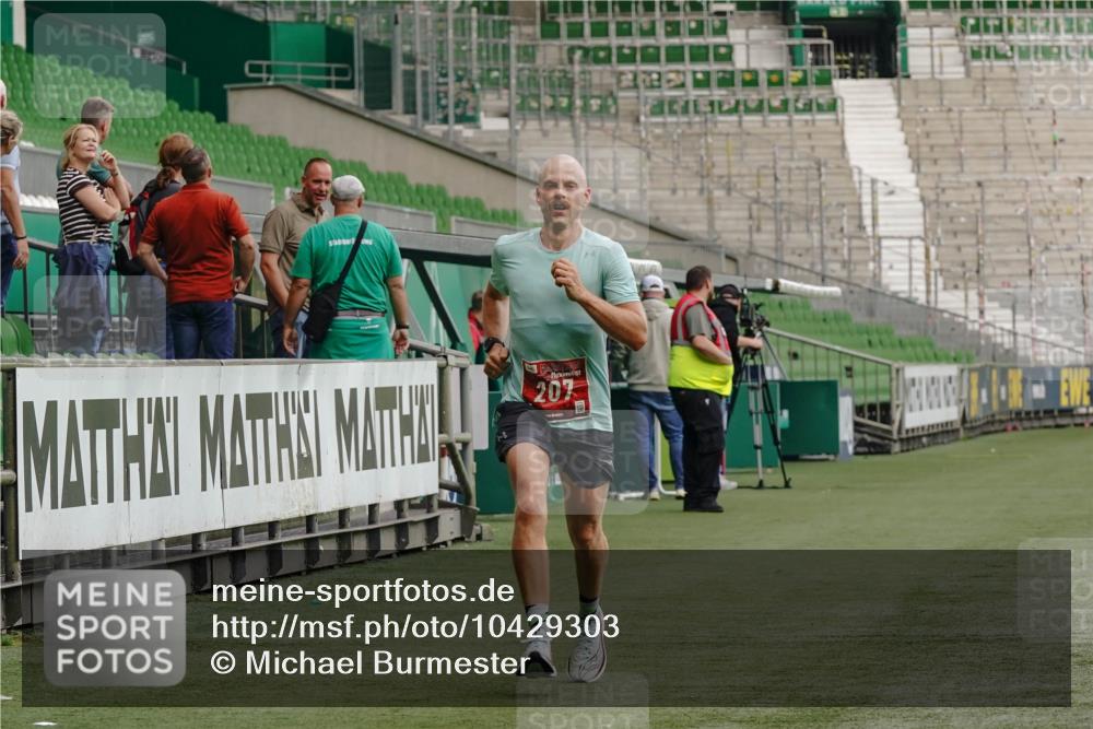 13.09.2026 - 21. swb-Marathon Bremen Michael Burmester http://msf.ph/oto/10429303 13.09.2026 12:03:57 Laufen im Stadion 207, 626, 1231 meine-sportfotos.de
