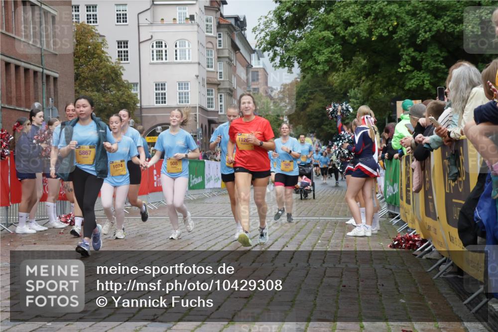 13.09.2026 - Kiel Lauf Yannick Fuchs http://msf.ph/oto/10429308 13.09.2026 11:10:16 Ziel 585, 1937, 2630, 3086, 3227, 5371, 9102, 9254, 12008, 12016, 12178, 12698, 508, 1074, 2337, 2992, 3227, 4063, 5843, 5867, 6908, 7683, 7826, 9168, 9665, 9967, 10154, 10352, 11013, 11208, 11428, 11429, 11884, 678, 1334, 2134, 2175, 2177, 3245, 3716, 6476, 9206, 9406, 10101, 10704, 11060, 11576, 2992, 5528, 7111, 10423 meine-sportfotos.de