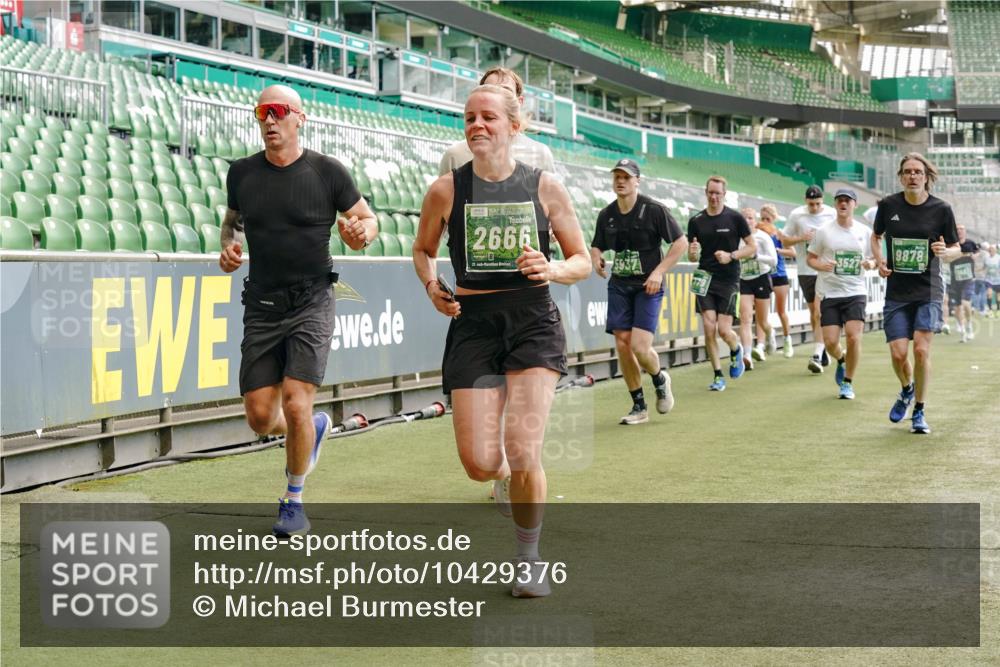 13.09.2026 - 21. swb-Marathon Bremen Michael Burmester http://msf.ph/oto/10429376 13.09.2026 13:03:17 Laufen im Stadion 150, 209, 210, 488, 596, 722, 725, 762, 881, 936, 940, 1014, 1163, 1250, 1343, 1458, 1460, 1479, 1611, 1649, 1653, 1771, 2223, 2276, 2292, 2345, 2364, 2378, 2421, 2434, 2513, 2625, 2666, 2668, 2779, 2851, 2900, 2934, 2977, 2987, 3013, 3044, 3114, 3135, 3163, 3164, 3187, 3248, 3258, 3294, 3334, 3360, 3392, 3402, 3454, 3460, 3496, 3510, 3527, 3576, 3579, 3585, 3597, 3603, 3618, 3721, 3846, 3852, 3859, 3893, 3938, 3970, 3983, 4000, 4077, 4133, 4506, 4558 meine-sportfotos.de
