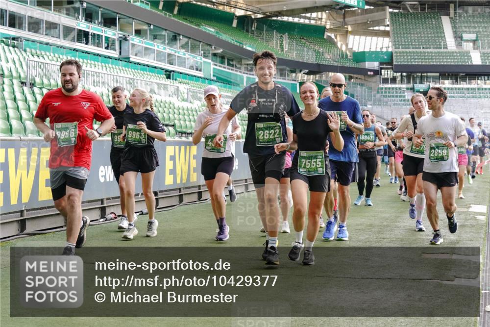 13.09.2026 - 21. swb-Marathon Bremen Michael Burmester http://msf.ph/oto/10429377 13.09.2026 13:27:03 Laufen im Stadion 186, 202, 357, 364, 390, 530, 597, 645, 726, 833, 888, 1077, 1283, 1412, 1443, 1473, 1487, 1530, 1608, 1618, 1700, 1744, 1769, 1828, 1961, 1984, 2236, 2273, 2298, 2309, 2382, 2384, 2388, 2404, 2428, 2507, 2508, 2542, 2558, 2576, 2582, 2592, 2656, 2675, 2725, 2748, 2817, 2875, 2876, 2923, 2965, 2970, 3045, 3047, 3050, 3062, 3073, 3084, 3097, 3172, 3184, 3219, 3359, 3433, 3540, 3592, 3629, 3756, 3885, 3907, 3978, 4457, 4660 meine-sportfotos.de