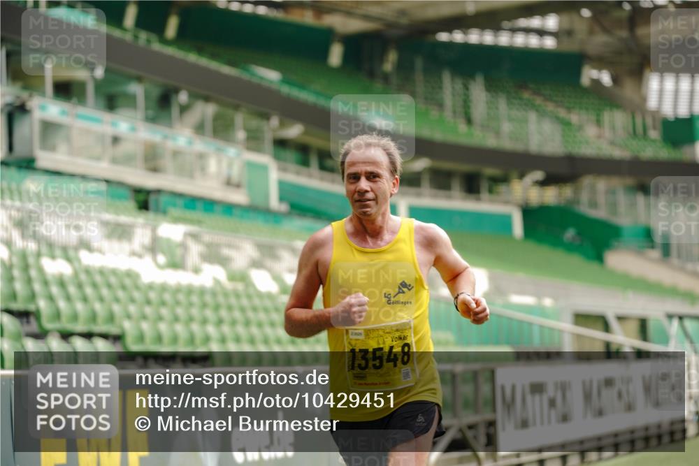 13.09.2026 - 21. swb-Marathon Bremen Michael Burmester http://msf.ph/oto/10429451 13.09.2026 10:20:44 Laufen im Stadion 10244, 10261, 10262, 10366, 10818, 10961, 10994, 11067, 11068, 11142, 11176, 11197, 11418, 11512, 11964, 12289, 12324, 12358, 12413, 12456, 12513, 12540, 13505, 13514, 13530, 13540, 13541, 13548, 13558, 13560, 13575, 13583, 13588, 13590, 13601, 13605, 13606, 13610, 13619, 13633, 13637, 10597, 12272, 12457, 12458, 13501, 13504, 13510, 13515, 13517, 13522, 13542, 13547, 13561, 13567, 13579, 13623, 13635 meine-sportfotos.de