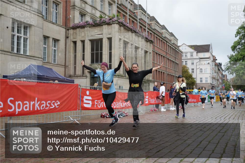 13.09.2026 - Kiel Lauf Yannick Fuchs http://msf.ph/oto/10429477 13.09.2026 11:10:32 Ziel 678, 1334, 2134, 2175, 2176, 2177, 3245, 3716, 6476, 9206, 9406, 9916, 10101, 10704, 11060, 11576, 585, 1937, 2337, 2630, 3086, 3227, 4063, 5371, 9102, 9168, 9254, 9665, 10154, 11013, 11884, 12008, 12016, 12178, 12698, 586, 1523, 6409, 6670, 8491, 10090, 10380, 10550, 11600, 2337, 6908, 9665, 9967, 11013, 11428, 11429 meine-sportfotos.de