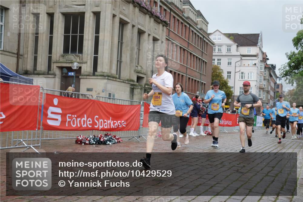 13.09.2026 - Kiel Lauf Yannick Fuchs http://msf.ph/oto/10429529 13.09.2026 11:10:36 Ziel 586, 678, 1334, 2134, 2175, 2176, 2177, 3245, 3716, 6476, 9206, 9406, 9916, 10090, 10101, 10550, 11576, 585, 1937, 2630, 3086, 3227, 4063, 5371, 9102, 9168, 9254, 10154, 10704, 11060, 11884, 12008, 12016, 12178, 12698, 1523, 2628, 5920, 6409, 6670, 6756, 7930, 8468, 8491, 10380, 11600, 2337, 4063, 6908, 9665, 9967, 11013, 11884 meine-sportfotos.de