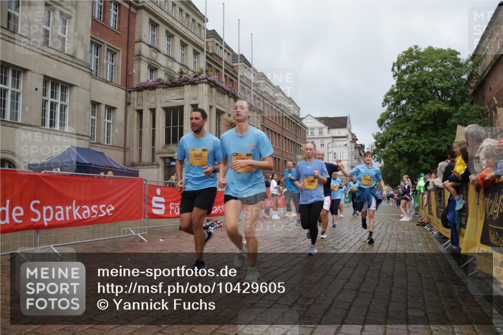 13.09.2026 - Kiel Lauf Yannick Fuchs http://msf.ph/oto/10429605 13.09.2026 11:10:43 Ziel 586, 1334, 2134, 2175, 2176, 2177, 3716, 6409, 8491, 9206, 9406, 9916, 10090, 10101, 10550, 585, 678, 1937, 2134, 2630, 3086, 3245, 5371, 6476, 9102, 9206, 9254, 9406, 10704, 11060, 11576, 12008, 12016, 12178, 12698, 1523, 2512, 2628, 5920, 6670, 6756, 6852, 7930, 8468, 10380, 10661, 11600, 11644, 585, 3086, 3227, 4063, 5371, 9168, 9254, 10154, 11884, 12008, 12016 meine-sportfotos.de