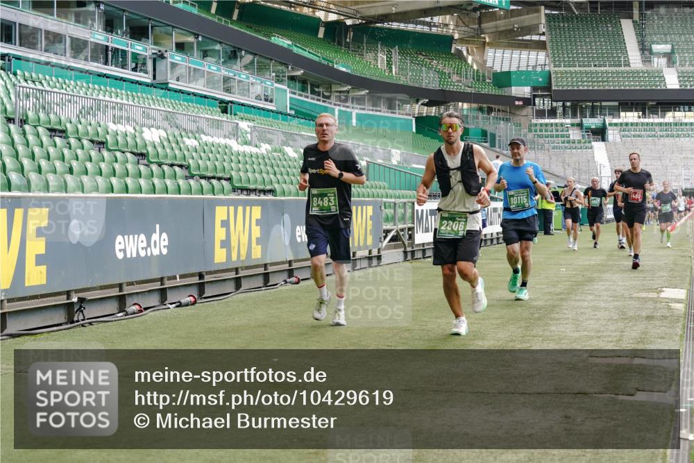 13.09.2026 - 21. swb-Marathon Bremen Michael Burmester http://msf.ph/oto/10429619 13.09.2026 13:03:24 Laufen im Stadion 150, 209, 210, 488, 596, 722, 725, 762, 881, 936, 940, 1014, 1163, 1250, 1343, 1458, 1460, 1479, 1611, 1649, 1653, 1771, 2223, 2276, 2292, 2345, 2364, 2378, 2421, 2434, 2513, 2625, 2666, 2668, 2779, 2851, 2891, 2900, 2934, 2977, 2987, 3013, 3044, 3114, 3135, 3163, 3164, 3187, 3248, 3258, 3294, 3334, 3360, 3402, 3454, 3460, 3496, 3510, 3576, 3579, 3585, 3597, 3603, 3618, 3721, 3846, 3852, 3859, 3893, 3938, 3970, 3983, 4000, 4077, 4133, 4506, 4558 meine-sportfotos.de
