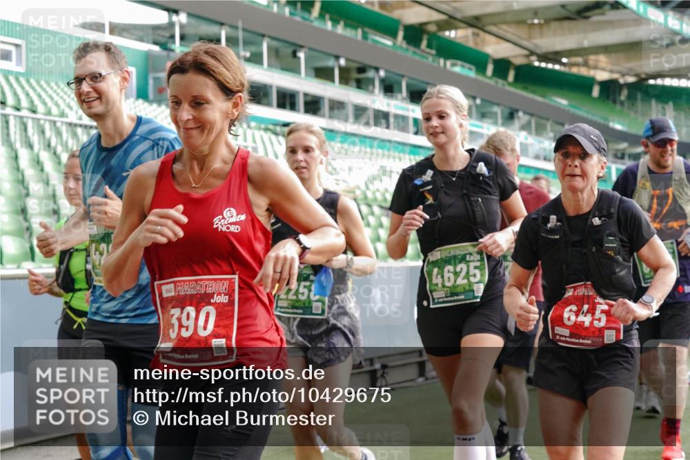 13.09.2026 - 21. swb-Marathon Bremen Michael Burmester http://msf.ph/oto/10429675 13.09.2026 13:27:15 Laufen im Stadion 111, 186, 202, 357, 364, 390, 478, 597, 645, 726, 833, 888, 925, 1077, 1283, 1412, 1473, 1487, 1496, 1530, 1608, 1618, 1700, 1769, 1828, 1958, 1961, 1984, 2236, 2273, 2309, 2382, 2384, 2388, 2404, 2428, 2502, 2507, 2508, 2542, 2558, 2576, 2582, 2592, 2656, 2675, 2725, 2748, 2817, 2875, 2876, 2923, 2965, 2970, 3045, 3047, 3050, 3062, 3073, 3084, 3097, 3172, 3184, 3219, 3359, 3433, 3540, 3592, 3629, 3756, 3885, 3907, 3978, 4457, 4660 meine-sportfotos.de