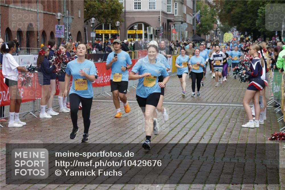 13.09.2026 - Kiel Lauf Yannick Fuchs http://msf.ph/oto/10429676 13.09.2026 11:10:57 Ziel 1523, 2512, 2628, 5920, 6670, 6756, 7930, 8468, 10380, 10661, 11600, 11644, 586, 678, 1334, 2134, 2175, 2176, 2177, 3245, 3716, 6409, 6476, 8491, 9206, 9406, 9916, 10090, 10101, 10550, 10704, 11060, 11576, 1079, 2192, 2251, 4019, 5341, 6852, 7473, 8314, 8315, 8826, 9693, 10067, 11361, 11934, 11947, 2630, 10704, 11060, 12178, 12698 meine-sportfotos.de