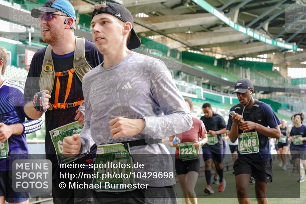 13.09.2026 - 21. swb-Marathon Bremen Michael Burmester http://msf.ph/oto/10429698 13.09.2026 13:27:17 Laufen im Stadion 111, 186, 202, 357, 364, 390, 478, 597, 726, 829, 833, 888, 925, 1077, 1283, 1412, 1473, 1487, 1496, 1530, 1608, 1618, 1700, 1769, 1958, 1961, 1984, 2236, 2273, 2309, 2382, 2384, 2388, 2404, 2428, 2502, 2507, 2508, 2542, 2558, 2576, 2582, 2592, 2656, 2675, 2725, 2748, 2817, 2875, 2876, 2923, 2965, 2970, 3045, 3047, 3050, 3062, 3073, 3084, 3172, 3184, 3219, 3359, 3433, 3540, 3592, 3629, 3756, 3885, 3907, 3978, 4457, 4660 meine-sportfotos.de