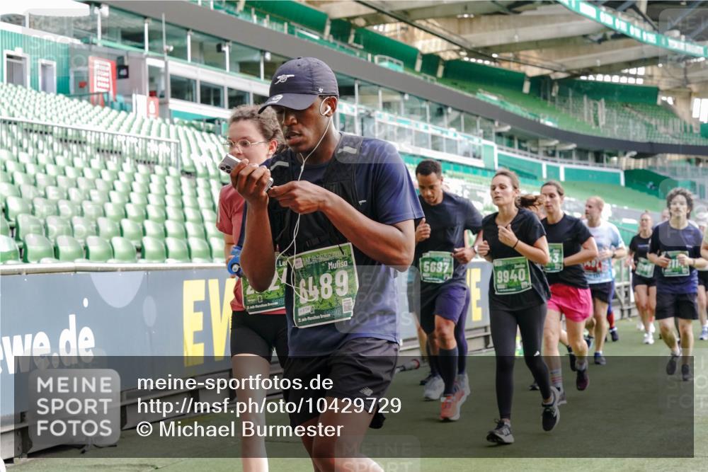 13.09.2026 - 21. swb-Marathon Bremen Michael Burmester http://msf.ph/oto/10429729 13.09.2026 13:27:19 Laufen im Stadion 111, 186, 202, 357, 364, 390, 478, 597, 726, 829, 833, 888, 925, 1077, 1283, 1412, 1473, 1496, 1530, 1608, 1618, 1700, 1769, 1958, 1961, 1984, 2236, 2273, 2309, 2382, 2384, 2388, 2404, 2428, 2502, 2507, 2508, 2542, 2558, 2576, 2582, 2592, 2656, 2675, 2725, 2748, 2817, 2875, 2876, 2923, 2965, 2970, 3045, 3047, 3050, 3062, 3073, 3084, 3172, 3184, 3219, 3359, 3433, 3540, 3592, 3629, 3756, 3885, 3907, 3978, 4457, 4660 meine-sportfotos.de