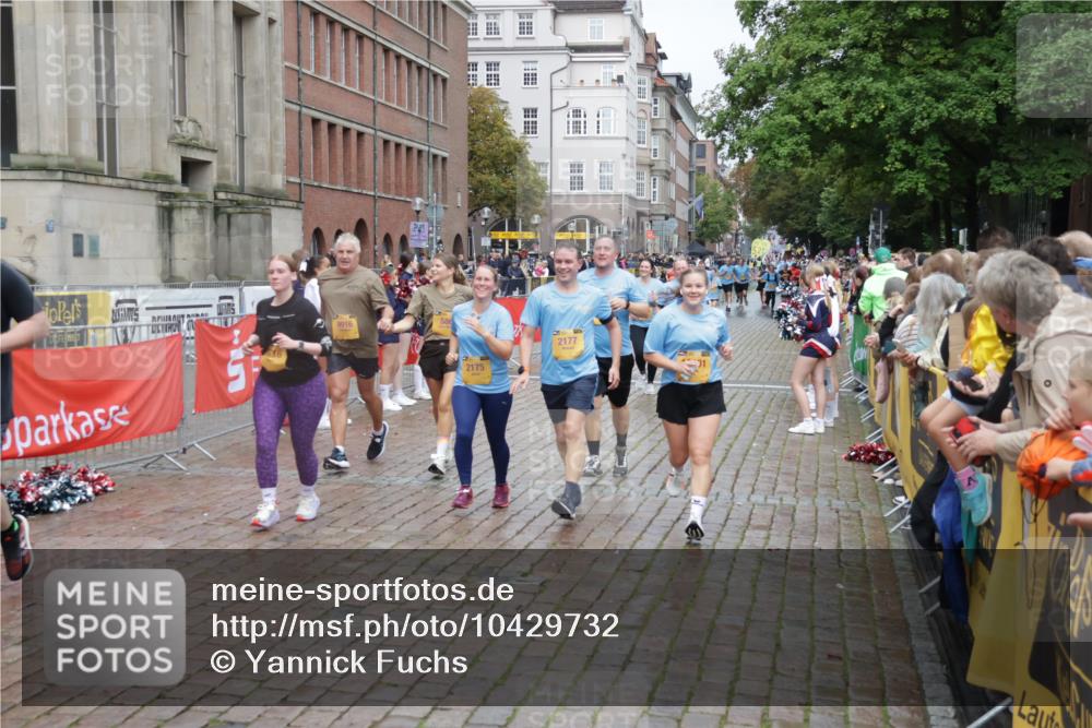 13.09.2026 - Kiel Lauf Yannick Fuchs http://msf.ph/oto/10429732 13.09.2026 11:11:08 Ziel 2251, 4019, 5341, 6852, 7473, 8314, 8315, 8826, 11644, 11934, 586, 1334, 1523, 2134, 2175, 2176, 2177, 2512, 2628, 3716, 5920, 6409, 6670, 6756, 7930, 8468, 8491, 9206, 9406, 9916, 10090, 10101, 10380, 10550, 10661, 11600, 11644, 1079, 1460, 1655, 2192, 3346, 4090, 4589, 5869, 7181, 7431, 8127, 9693, 10067, 10882, 11361, 11417, 11719, 11947, 12845, 678, 1334, 2134, 2175, 2177, 3245, 3716, 6476, 9206, 9406, 10101, 11576 meine-sportfotos.de