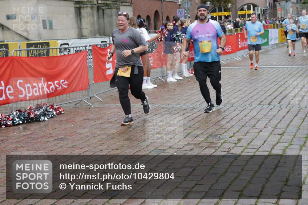 13.09.2026 - Kiel Lauf Yannick Fuchs http://msf.ph/oto/10429804 13.09.2026 11:11:16 Ziel 1079, 2192, 2251, 3346, 4019, 4090, 4589, 5341, 5869, 7181, 7431, 7473, 8314, 8315, 9693, 10067, 10882, 11361, 11417, 11719, 11934, 11947, 12845, 1523, 2512, 2628, 5920, 6409, 6670, 6756, 6852, 7930, 8468, 8491, 8826, 10380, 10550, 10661, 11600, 11644, 1460, 1655, 1761, 4053, 8127, 9739, 9784, 586, 1334, 2175, 2176, 2177, 3716, 9916, 10090, 10101, 10550 meine-sportfotos.de