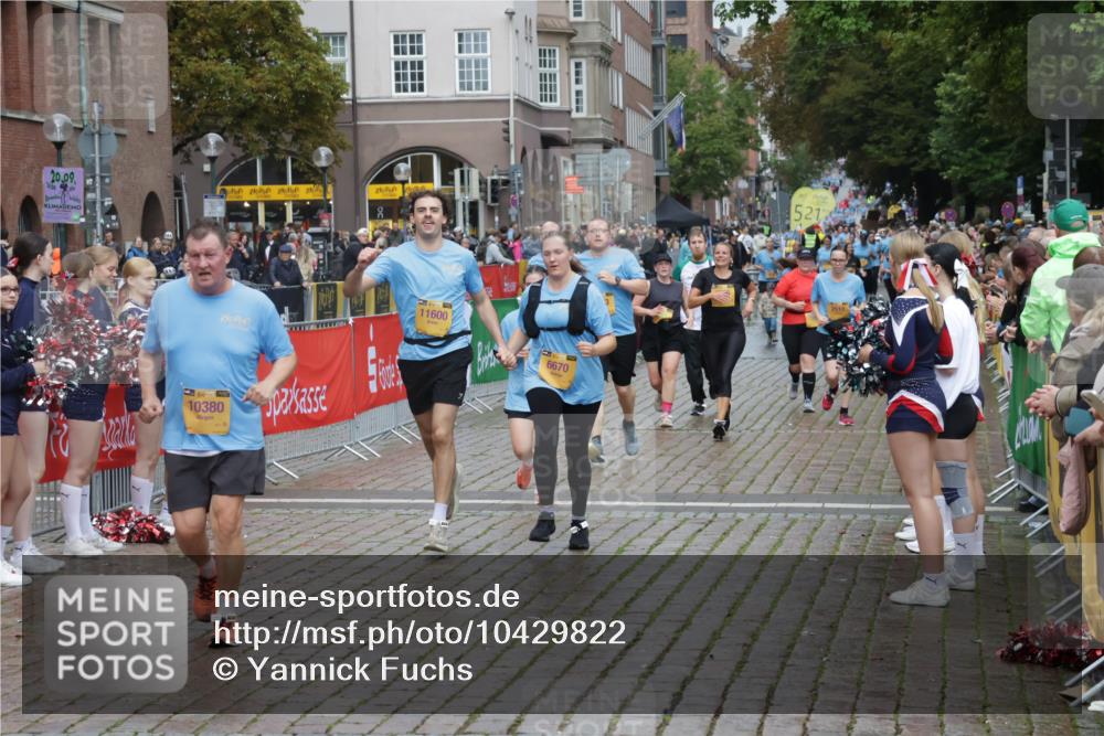 13.09.2026 - Kiel Lauf Yannick Fuchs http://msf.ph/oto/10429822 13.09.2026 11:11:19 Ziel 1079, 1655, 2192, 2251, 3346, 4019, 4090, 4589, 5869, 7181, 7431, 7473, 8314, 8315, 9693, 10067, 10882, 11361, 11417, 11719, 11934, 11947, 12845, 1523, 2512, 2628, 4019, 5341, 5920, 6409, 6670, 6756, 6852, 7473, 7930, 8468, 8491, 8826, 10380, 10661, 11600, 11644, 141, 1460, 1761, 4053, 6729, 8127, 9260, 9739, 9784, 12053, 586, 2176, 6409, 8491, 9916, 10090, 10550 meine-sportfotos.de