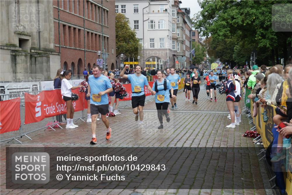 13.09.2026 - Kiel Lauf Yannick Fuchs http://msf.ph/oto/10429843 13.09.2026 11:11:20 Ziel 1079, 1460, 1655, 2192, 2251, 3346, 4090, 4589, 5869, 7181, 7431, 8127, 8314, 8315, 9693, 10067, 10882, 11361, 11417, 11719, 11934, 11947, 12845, 1523, 2251, 2512, 2628, 4019, 5341, 5920, 6409, 6670, 6756, 6852, 7473, 7930, 8468, 8491, 8826, 10380, 10661, 11600, 11644, 141, 1761, 4053, 6729, 9260, 9739, 9784, 11756, 12053, 586, 6409, 8491, 10090, 10550 meine-sportfotos.de