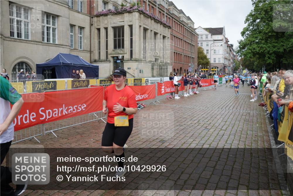 13.09.2026 - Kiel Lauf Yannick Fuchs http://msf.ph/oto/10429926 13.09.2026 11:11:32 Ziel 141, 1460, 1655, 1761, 4053, 6729, 8127, 9739, 9784, 12053, 1079, 1655, 2192, 2251, 2512, 3346, 4019, 4090, 4589, 5341, 5869, 6852, 7181, 7431, 7473, 8314, 8315, 8826, 9693, 10067, 10661, 10882, 11361, 11417, 11644, 11719, 11934, 11947, 12845, 3580, 5156, 9260, 11756, 1523, 2512, 2628, 5920, 6756, 7930, 8468, 10380, 10661, 11644 meine-sportfotos.de