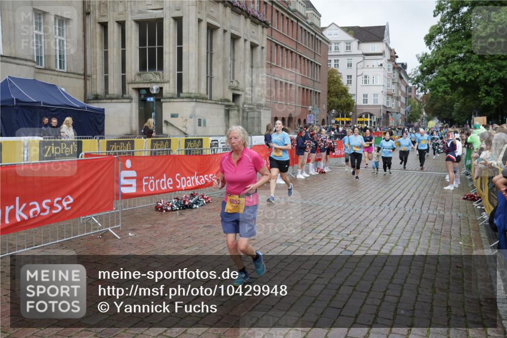 13.09.2026 - Kiel Lauf Yannick Fuchs http://msf.ph/oto/10429948 13.09.2026 11:11:37 Ziel 141, 1761, 4053, 6729, 9260, 9739, 9784, 11756, 12053, 1079, 1460, 1655, 2192, 2251, 3346, 4019, 4090, 4589, 5341, 5869, 6852, 7181, 7431, 7473, 8127, 8314, 8315, 8826, 9693, 10067, 10882, 11361, 11417, 11719, 11934, 11947, 12845, 2950, 3580, 5156, 5227, 5387, 6965, 9296, 9572, 9661, 2512, 2628, 6756, 6852, 8468, 8826, 10661, 11644 meine-sportfotos.de