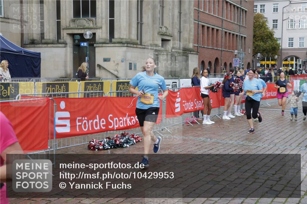 13.09.2026 - Kiel Lauf Yannick Fuchs http://msf.ph/oto/10429953 13.09.2026 11:11:38 Ziel 141, 1761, 4053, 6729, 9260, 9739, 9784, 11756, 12053, 1079, 1460, 1655, 2192, 2251, 3346, 4019, 4090, 4589, 5341, 5869, 6852, 7181, 7431, 7473, 8127, 8314, 8315, 8826, 9693, 10067, 10882, 11361, 11417, 11719, 11934, 11947, 12845, 2950, 3580, 5156, 5227, 5387, 6965, 9296, 9572, 9661, 11713, 2512, 2628, 6852, 8826, 10661, 11644 meine-sportfotos.de