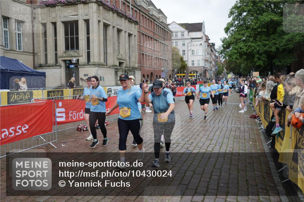 13.09.2026 - Kiel Lauf Yannick Fuchs http://msf.ph/oto/10430024 13.09.2026 11:11:50 Ziel 2950, 3580, 5156, 5227, 5387, 6965, 9572, 9661, 11756, 141, 1079, 1460, 1655, 1761, 2192, 3346, 4053, 4090, 4589, 5869, 6729, 7181, 7431, 8127, 9260, 9693, 9739, 9784, 10067, 10882, 11361, 11417, 11719, 11756, 11947, 12053, 12845, 6053, 9296, 10397, 11713, 1079, 2192, 2251, 4019, 7473, 8314, 8315, 9693, 10067, 11361, 11934, 11947 meine-sportfotos.de