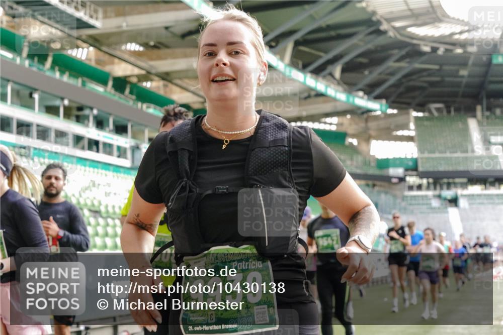 13.09.2026 - 21. swb-Marathon Bremen Michael Burmester http://msf.ph/oto/10430138 13.09.2026 13:27:38 Laufen im Stadion 111, 186, 202, 357, 364, 390, 478, 597, 726, 829, 833, 888, 925, 1077, 1220, 1412, 1473, 1496, 1608, 1700, 1769, 1958, 1961, 1984, 2236, 2273, 2309, 2388, 2404, 2428, 2502, 2507, 2542, 2574, 2576, 2582, 2592, 2725, 2748, 2817, 2875, 2876, 2923, 2965, 3045, 3047, 3050, 3073, 3084, 3184, 3219, 3359, 3540, 3589, 3592, 3629, 3756, 3826, 3885, 3907, 3978, 4108, 4238, 4457, 4660 meine-sportfotos.de