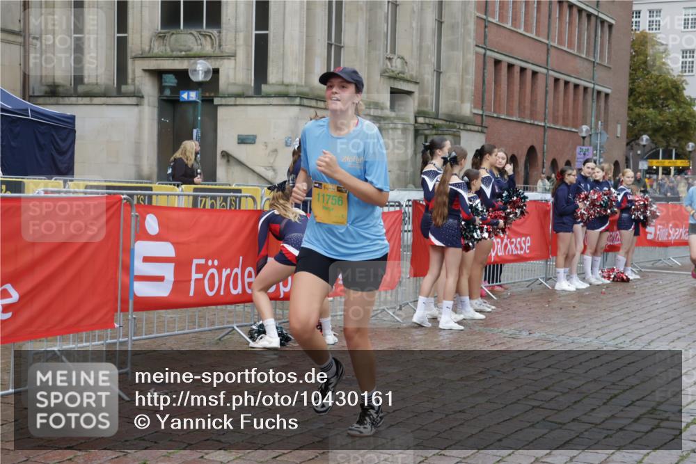 13.09.2026 - Kiel Lauf Yannick Fuchs http://msf.ph/oto/10430161 13.09.2026 11:12:14 Ziel 1000, 1580, 1782, 2118, 5249, 6051, 6053, 10397, 2950, 3580, 5156, 5227, 5387, 6965, 9296, 9572, 9661, 10397, 11713, 11756, 625, 2968, 9571, 141, 1761, 4053, 6729, 9260, 9739, 9784, 11756, 12053 meine-sportfotos.de