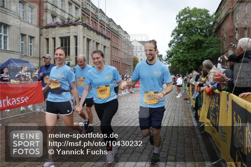 13.09.2026 - Kiel Lauf Yannick Fuchs http://msf.ph/oto/10430232 13.09.2026 11:12:27 Ziel 625, 1000, 1580, 1782, 2118, 2968, 5249, 2118, 2950, 5227, 5249, 5387, 6051, 6053, 6965, 9296, 9572, 9661, 10397, 11713, 1602, 2827, 3598, 4461, 4899, 5027, 9300, 9571, 11599, 12193, 12396, 2950, 3580, 5156, 5227, 5387, 6965, 9572, 9661 meine-sportfotos.de