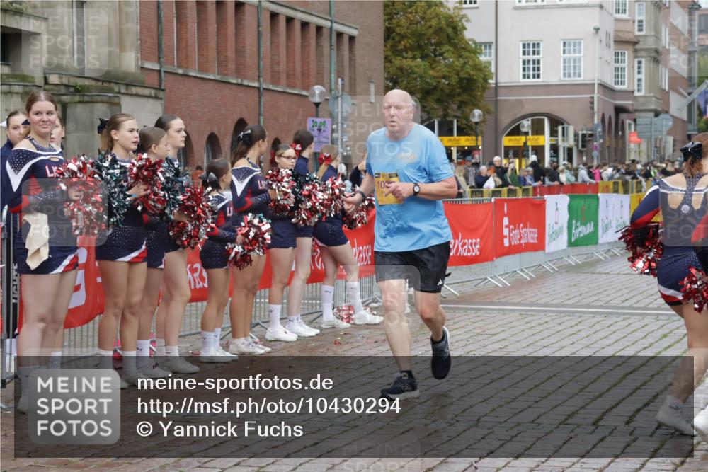 13.09.2026 - Kiel Lauf Yannick Fuchs http://msf.ph/oto/10430294 13.09.2026 11:12:34 Ziel 625, 1602, 2968, 3598, 9300, 9571, 11599, 12396, 1000, 1580, 1782, 2118, 5249, 6051, 6053, 10397, 1168, 2827, 3622, 4461, 4899, 5027, 7065, 9799, 12193, 2950, 5227, 5387, 6965, 9296, 9572, 9661, 11713 meine-sportfotos.de