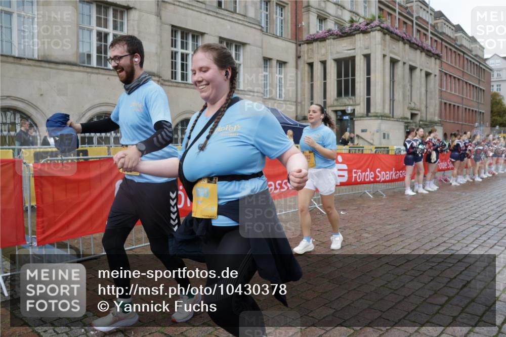 13.09.2026 - Kiel Lauf Yannick Fuchs http://msf.ph/oto/10430378 13.09.2026 11:12:53 Ziel 1168, 3622, 4461, 4899, 7065, 9799, 625, 1000, 1580, 1602, 1782, 2827, 2968, 3598, 5027, 9300, 9571, 11599, 12193, 12396, 2696, 3882, 5061, 5472, 11369, 1000, 1580, 1782, 2118, 5249, 6051 meine-sportfotos.de