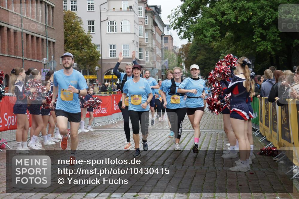 13.09.2026 - Kiel Lauf Yannick Fuchs http://msf.ph/oto/10430415 13.09.2026 11:13:07 Ziel 2696, 3882, 5061, 5472, 11369, 1168, 1602, 2827, 3598, 3622, 4461, 4899, 5027, 7065, 9300, 9571, 9799, 11599, 12193, 12396, 2290, 6237, 10432, 11666, 12234, 625, 2968, 9571, 11599 meine-sportfotos.de