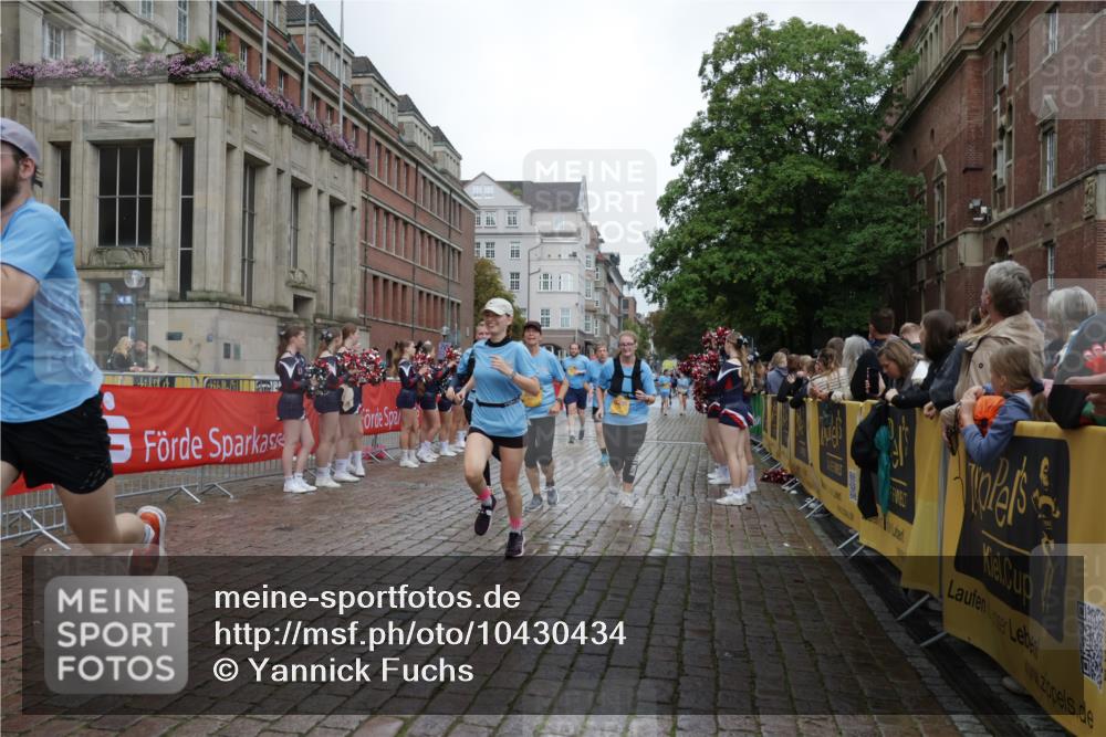 13.09.2026 - Kiel Lauf Yannick Fuchs http://msf.ph/oto/10430434 13.09.2026 11:13:08 Ziel 2696, 3882, 5061, 5472, 11369, 1168, 1602, 2827, 3598, 3622, 4461, 4899, 5027, 7065, 9300, 9571, 9799, 11599, 12193, 12396, 2290, 4299, 6237, 10432, 11666, 12234, 625, 2968, 9571, 11599 meine-sportfotos.de