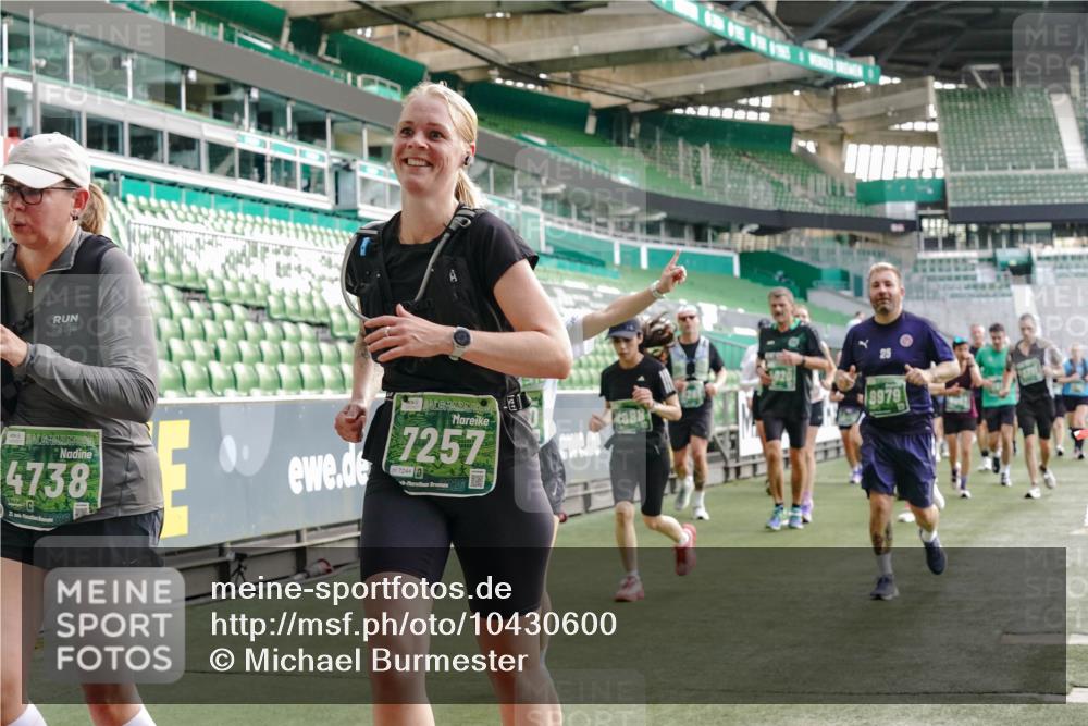 13.09.2026 - 21. swb-Marathon Bremen Michael Burmester http://msf.ph/oto/10430600 13.09.2026 13:28:02 Laufen im Stadion 111, 186, 220, 357, 364, 390, 478, 597, 726, 829, 888, 925, 1079, 1220, 1298, 1325, 1412, 1496, 1608, 1700, 1741, 1769, 1777, 1958, 1961, 1984, 2236, 2273, 2309, 2365, 2388, 2404, 2428, 2472, 2502, 2507, 2542, 2574, 2582, 2593, 2725, 2743, 2748, 2875, 2876, 2923, 3045, 3050, 3061, 3073, 3084, 3154, 3184, 3219, 3540, 3589, 3592, 3595, 3694, 3756, 3798, 3826, 3853, 3885, 3907, 3978, 3987, 4108, 4238, 4457, 4660 meine-sportfotos.de