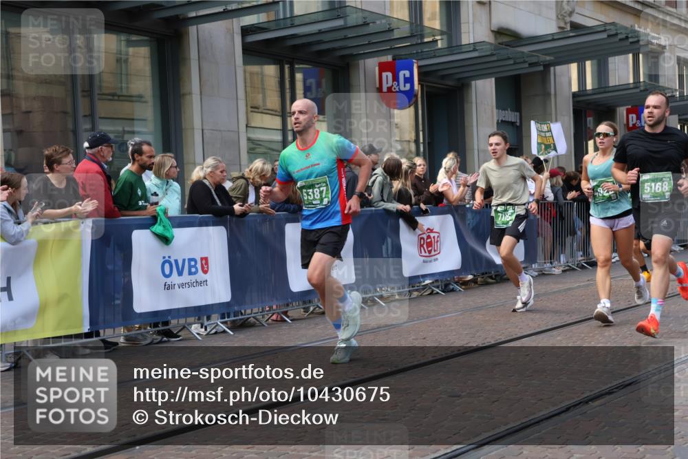 13.09.2026 - 21. swb-Marathon Bremen Strokosch-Dieckow http://msf.ph/oto/10430675 13.09.2026 13:10:35 Ziel 335, 384, 697, 1385, 1498, 2021, 2347, 2759, 4023, 4475, 4571, 5066, 5079, 5155, 5168, 5314, 5387, 5648, 6471, 6657, 7115, 7136, 8183, 9410, 9622, 9659, 13248, 604, 640, 1181, 1277, 1554, 2605, 3959, 4727, 5152, 5532, 5620, 5648, 6267, 7881, 8033, 8064, 8709 meine-sportfotos.de