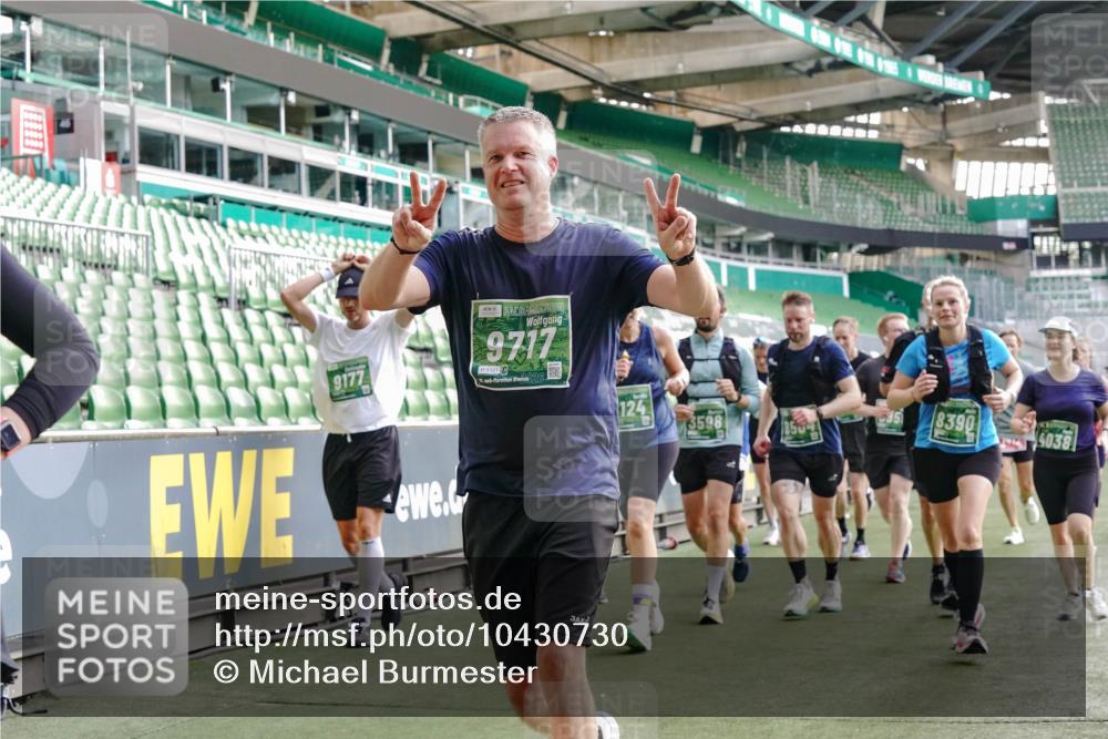 13.09.2026 - 21. swb-Marathon Bremen Michael Burmester http://msf.ph/oto/10430730 13.09.2026 13:28:12 Laufen im Stadion 111, 186, 220, 357, 364, 478, 597, 726, 829, 888, 925, 1079, 1220, 1298, 1325, 1412, 1496, 1608, 1700, 1741, 1769, 1777, 1958, 1961, 1984, 2236, 2365, 2388, 2404, 2472, 2502, 2507, 2542, 2574, 2593, 2725, 2743, 2748, 2868, 2875, 2876, 2923, 2924, 2991, 3045, 3050, 3061, 3073, 3154, 3184, 3219, 3321, 3540, 3589, 3592, 3594, 3595, 3678, 3694, 3756, 3798, 3826, 3853, 3885, 3907, 3978, 3987, 4108, 4238, 4457, 4660 meine-sportfotos.de