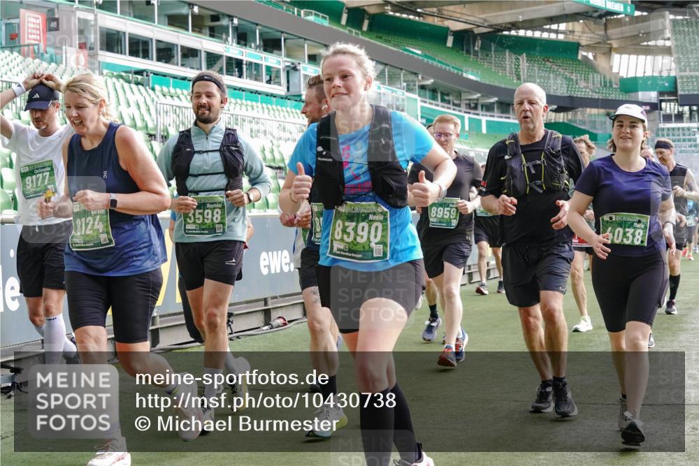 13.09.2026 - 21. swb-Marathon Bremen Michael Burmester http://msf.ph/oto/10430738 13.09.2026 13:28:14 Laufen im Stadion 111, 186, 220, 357, 364, 478, 597, 726, 729, 829, 888, 925, 1079, 1220, 1298, 1325, 1384, 1412, 1496, 1608, 1700, 1741, 1769, 1777, 1958, 1961, 1984, 2236, 2365, 2388, 2404, 2472, 2502, 2507, 2542, 2574, 2593, 2725, 2743, 2748, 2862, 2868, 2875, 2876, 2923, 2924, 2991, 3045, 3050, 3061, 3073, 3154, 3184, 3219, 3238, 3321, 3540, 3589, 3592, 3594, 3595, 3678, 3694, 3756, 3798, 3826, 3853, 3885, 3907, 3978, 3987, 4108, 4238, 4457, 4660 meine-sportfotos.de