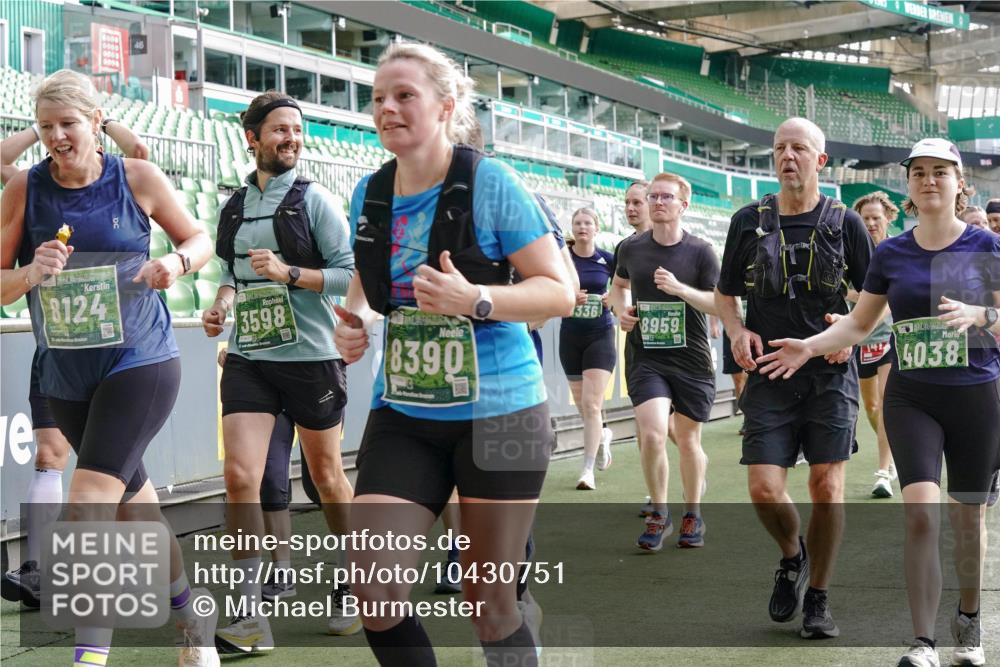 13.09.2026 - 21. swb-Marathon Bremen Michael Burmester http://msf.ph/oto/10430751 13.09.2026 13:28:14 Laufen im Stadion 111, 186, 220, 357, 364, 478, 597, 726, 729, 829, 888, 925, 1079, 1220, 1298, 1325, 1384, 1412, 1496, 1608, 1700, 1741, 1769, 1777, 1958, 1961, 1984, 2236, 2365, 2388, 2404, 2472, 2502, 2507, 2542, 2574, 2593, 2725, 2743, 2748, 2862, 2868, 2875, 2876, 2923, 2924, 2991, 3045, 3050, 3061, 3073, 3154, 3184, 3219, 3238, 3321, 3540, 3589, 3592, 3594, 3595, 3678, 3694, 3756, 3798, 3826, 3853, 3885, 3907, 3978, 3987, 4108, 4238, 4457, 4660 meine-sportfotos.de