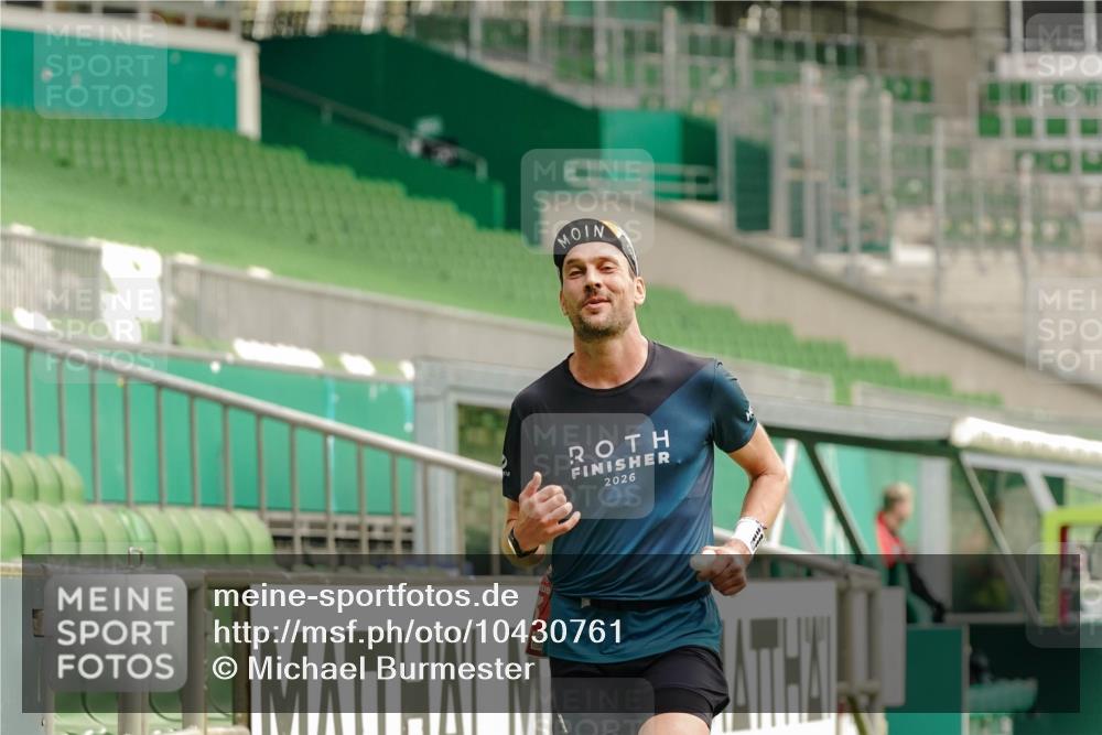 13.09.2026 - 21. swb-Marathon Bremen Michael Burmester http://msf.ph/oto/10430761 13.09.2026 12:24:45 Laufen im Stadion 149, 289, 798, 814, 1313, 1483, 1490, 1544, 1567, 634, 642, 1957 meine-sportfotos.de