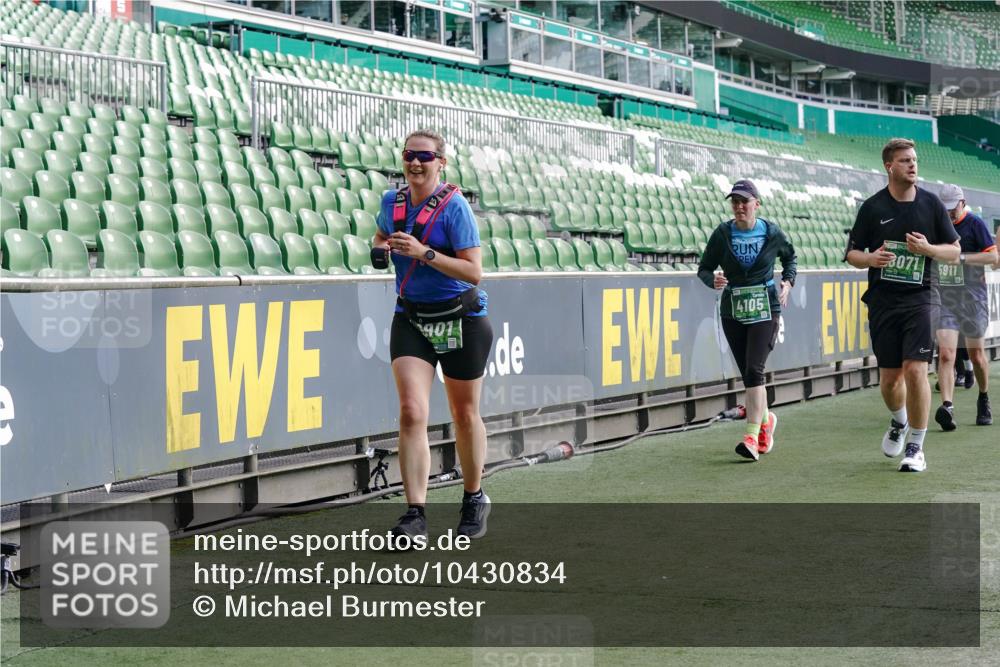 13.09.2026 - 21. swb-Marathon Bremen Michael Burmester http://msf.ph/oto/10430834 13.09.2026 13:28:21 Laufen im Stadion 111, 186, 220, 357, 364, 422, 478, 597, 685, 726, 729, 829, 888, 925, 986, 1079, 1220, 1298, 1325, 1384, 1412, 1496, 1608, 1700, 1741, 1769, 1777, 1958, 1961, 1984, 2236, 2326, 2365, 2388, 2404, 2472, 2502, 2507, 2574, 2593, 2725, 2743, 2748, 2862, 2868, 2875, 2876, 2923, 2924, 2991, 3020, 3045, 3050, 3061, 3073, 3154, 3184, 3219, 3238, 3321, 3540, 3589, 3592, 3594, 3595, 3678, 3694, 3755, 3756, 3798, 3826, 3853, 3885, 3907, 3953, 3978, 3987, 4108, 4238, 4457, 4660 meine-sportfotos.de