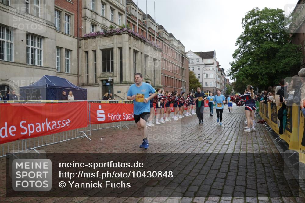 13.09.2026 - Kiel Lauf Yannick Fuchs http://msf.ph/oto/10430848 13.09.2026 11:14:15 Ziel 397, 489, 3278, 5478, 9272, 9873, 4575, 8831, 9552, 9553, 10660, 270, 283, 1338, 1339, 2520, 6783, 6806, 7787, 7998, 10278, 8492, 9787, 10660 meine-sportfotos.de
