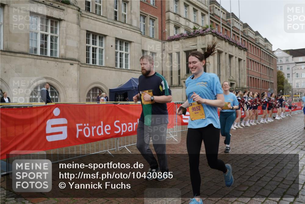 13.09.2026 - Kiel Lauf Yannick Fuchs http://msf.ph/oto/10430865 13.09.2026 11:14:19 Ziel 397, 3278, 5478, 9272, 489, 4575, 8831, 9552, 9553, 9873, 270, 283, 1338, 1339, 2520, 6378, 6783, 6806, 7787, 7998, 10278, 8831, 9552, 9553, 9787, 10660 meine-sportfotos.de