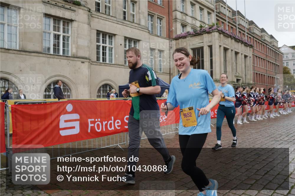 13.09.2026 - Kiel Lauf Yannick Fuchs http://msf.ph/oto/10430868 13.09.2026 11:14:19 Ziel 397, 3278, 5478, 9272, 489, 4575, 8831, 9552, 9553, 9873, 270, 283, 1338, 1339, 2520, 6378, 6783, 6806, 7787, 7998, 10278, 8831, 9552, 9553, 9787, 10660 meine-sportfotos.de