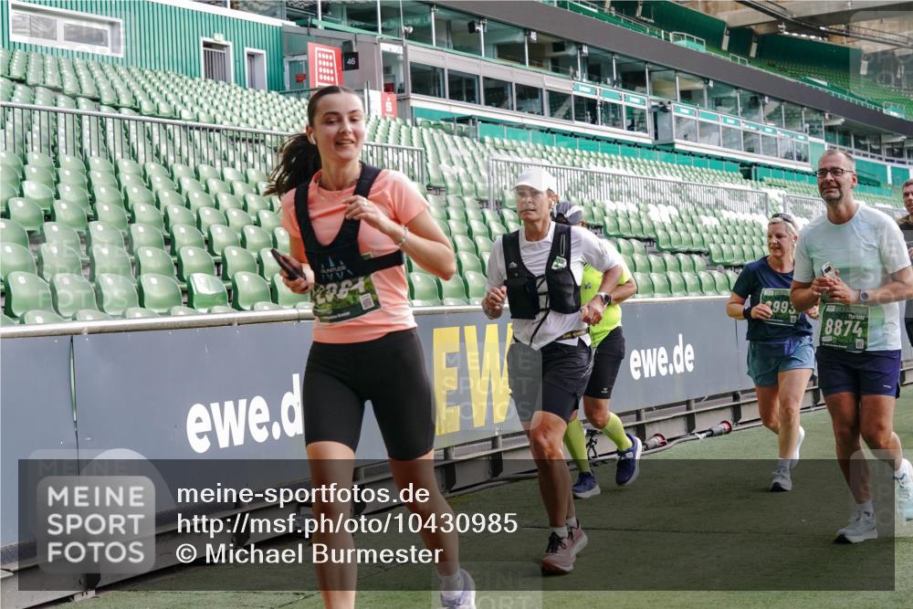 13.09.2026 - 21. swb-Marathon Bremen Michael Burmester http://msf.ph/oto/10430985 13.09.2026 13:28:31 Laufen im Stadion 111, 220, 357, 422, 476, 478, 597, 685, 726, 729, 754, 829, 888, 925, 986, 1079, 1220, 1298, 1325, 1384, 1412, 1496, 1608, 1615, 1741, 1769, 1777, 1958, 1961, 1984, 2236, 2326, 2365, 2472, 2502, 2507, 2574, 2593, 2725, 2743, 2862, 2868, 2875, 2876, 2923, 2924, 2991, 3020, 3045, 3061, 3073, 3154, 3184, 3219, 3238, 3274, 3321, 3361, 3589, 3592, 3594, 3595, 3678, 3694, 3755, 3798, 3826, 3853, 3885, 3907, 3953, 3965, 3971, 3978, 3987, 4108, 4238, 4457, 4660 meine-sportfotos.de